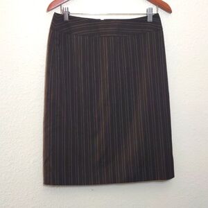 SLIGHTLY USED ANN TAYLOR SIZE 4 COLOR BROWN AND WHITE AND ORANGE